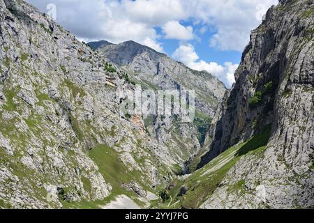 Bulnes, ein kleiner Vilage im Picos de Europa, Spanien Stockfoto