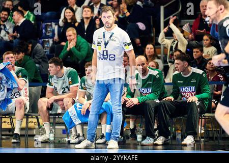 Ben Matschke (frisch auf Goeppingen, Trainer), GER, Fuechse Berlin vs. Frisch auf Goeppingen, 1. Bundesliga, Daikin HBL, Herren, 16. Spieltag, Saison 2024/2025, 22.12.2024 Foto: Eibner-Pressefoto/ Claudius Rauch Stockfoto