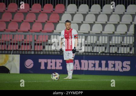 Amsterdam, Niederlande. Dezember 2024. De Toekomst, 22. Dezember 2024 Sherida Spitse (8 Ajax) während des Azerion Vrouwen Eredivisie Spiels zwischen Ajax und Excelsior Rotterdam vrouwen in de Toekomst, Niederlande. (Arne van der Ben/SPP) Credit: SPP Sport Press Photo. /Alamy Live News Stockfoto