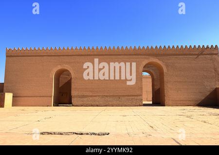 Alte Mauern der alten Stadt Babylon im Irak Stockfoto