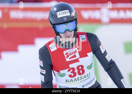 Ramsau. Änd. Dachstein, Österreich. Dezember 2024. RAMSAU. AM. DACHSTEIN, ÖSTERREICH - 21. DEZEMBER: Laurent Muhlethaler aus Frankreich während der FIS World Cup Nordic Combined Ramsau Männer - Individual Gundersen HS96/10km Ramsau am Dachstein am 21. Dezember 2024 in Ramsau. Am. Dachstein, .241221 SEPA 12 153 - 20241222 PD10707 Credit: APA-PictureDesk/Alamy Live News Stockfoto