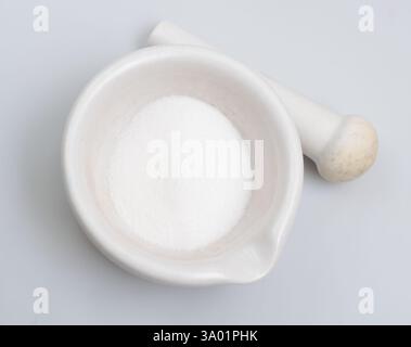 Natriumcarbonat, auch bekannt als Waschnatron, Natronlauge und Natronkristalline, ist die anorganische Verbindung mit der Formel Na2CO3 Stockfoto