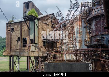 Der stillgelegte, verlassene und abgerissene Carrie Furnace in Rankin, PA Stockfoto