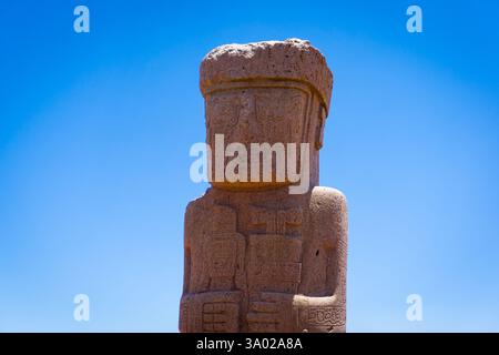 Monolito Ponce in Puma Punku Tiwanaku Bolivien eine heilige Megalithstatue aus der Tiahuanaco-Zivilisation Stockfoto