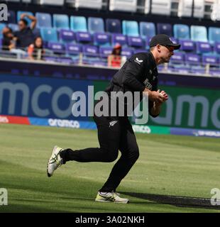 Dubai, VAE. März 2025. Dubai, Vae. März 2025. Cricket: ICC Champions Trophy 2025: Dubai INDIA vs Neuseeland in Action Credit: Seshadri SUKUMAR/Alamy Live News Credit: Seshadri SUKUMAR/Alamy Live News Stockfoto