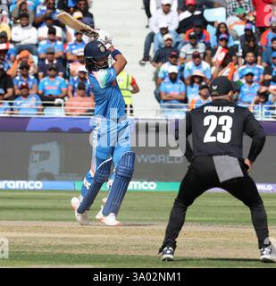 Dubai, VAE. März 2025. Dubai, Vae. März 2025. Cricket: ICC Champions Trophy 2025: Dubai INDIA vs Neuseeland KL Rahul in Aktion Credit: Seshadri SUKUMAR/Alamy Live News Credit: Seshadri SUKUMAR/Alamy Live News Stockfoto