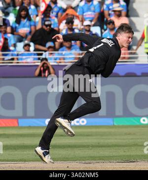 Dubai, VAE. März 2025. Dubai, Vae. März 2025. Cricket: ICC Champions Trophy 2025: Dubai INDIA vs New Zealand Bracewell in Action Credit: Seshadri SUKUMAR/Alamy Live News Credit: Seshadri SUKUMAR/Alamy Live News Stockfoto