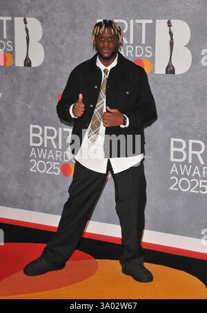 London, Großbritannien. März 2025. Myles Smith bei den BRIT Awards 2025, The Ballroom, Intercontinental Hoteel O2, One Waterview Drive, Greenwich Peninsula, am Samstag, den 1. März 2025, in London, England, Großbritannien. CAP/CAN © CAN/Capital Pictures Credit: Capital Pictures/Alamy Live News Stockfoto
