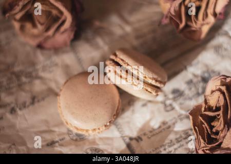 Rosafarbene französische Macarons hellrosa Nahaufnahme Stockfoto