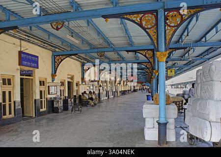 Heritage, alter Bahnhof Rajkot, westliche Eisenbahnen, Gujarat, Indien, Asien Stockfoto