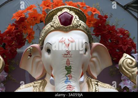 Idol von Lord Ganesh Ganpati Festival in Pune Maharashtra Indien Asien 2011 Stockfoto