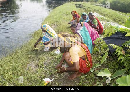 Die Flutflut des KOSI im Jahr 2008, die die meisten Menschen unter der Armutsgrenze im Bezirk Purniya, Bihar, Indien, Asien, litten Stockfoto