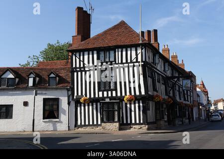 Das Falcon Inn in der Chapel Street in Stratford upon Avon England, Großbritannien, Architektur, historisches Fachwerkgebäude, englisches Public House, denkmalgeschütztes Gebäude Stockfoto