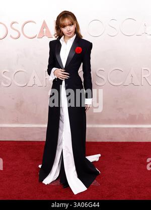Los Angeles, Usa. März 2025. Lisa kommt am Sonntag, den 2. März 2025, auf dem roten Teppich für die 97. Academy Awards in der Hollywood-Sektion von Los Angeles an. Foto: John Angelillo/UPI Credit: UPI/Alamy Live News Stockfoto