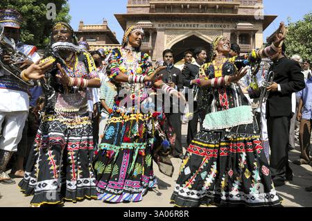 Kalbeliya Volkstänzer, Jodhpur, Rajasthan, Indien MR.#786 Stockfoto