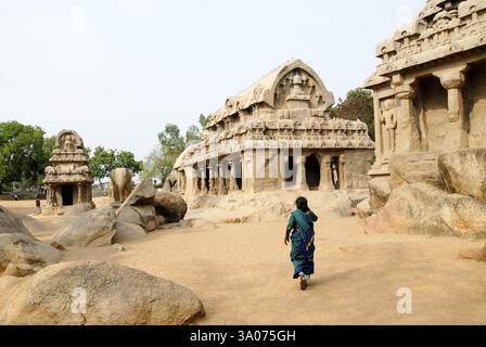 Fünf Rathas Pancha Rathas Tempel, erbaut im 7. Jahrhundert, Mahabalipuram Mamallapuram, Tamil Nadu, Indien, Asien Stockfoto