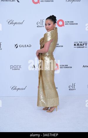 West Hollywood, USA. März 2025. Lana Condor kam am 2. März 2025 zur 33. Jährlichen Elton John AIDS Foundation Academy Awards Viewing Party im West Hollywood Park in West Hollywood, CA. © Starbuck/AFF-USA.com Credit: AFF/Alamy Live News Stockfoto