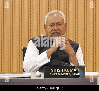 Patna, Indien. März 2025. PATNA, INDIEN - 1. MÄRZ: Bihar-Chef Nitish Kumar hält am 1. März 2025 in Patna, Indien, eine Sitzung über Recht und Ordnung. (Foto: Santosh Kumar/Hindustan Times/SIPA USA) Credit: SIPA USA/Alamy Live News Stockfoto