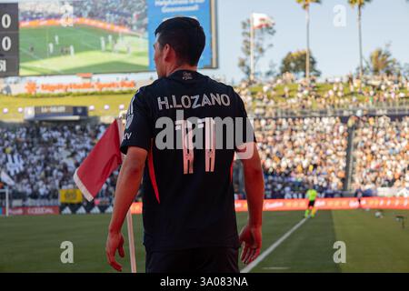 Los Angeles, KALIFORNIEN – 23. Februar 2025: Hirving „Chucky“ Lozano und Riqui Puig während des MLS-Spiels zwischen LA Galaxy und San Diego FC bei Dignity Health Stockfoto