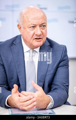 Christian Stocker, OEVP-Hauptsitz in Wien, Österreich, am 10. Januar 2025. - 20250110 PD14099 Credit: APA-PictureDesk/Alamy Live News Stockfoto