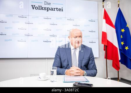 Christian Stocker, OEVP-Hauptsitz in Wien, Österreich, am 10. Januar 2025. - 20250110 PD14101 Credit: APA-PictureDesk/Alamy Live News Stockfoto