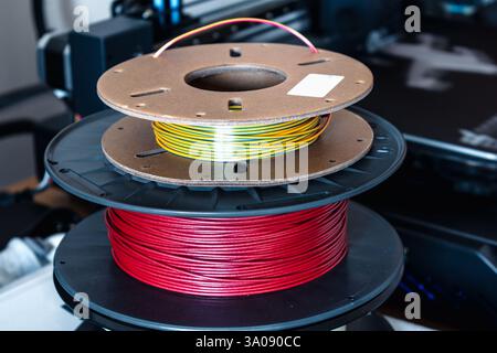 Spule mit pla-Filament zum Drucken von 3D-Druckern Stockfoto