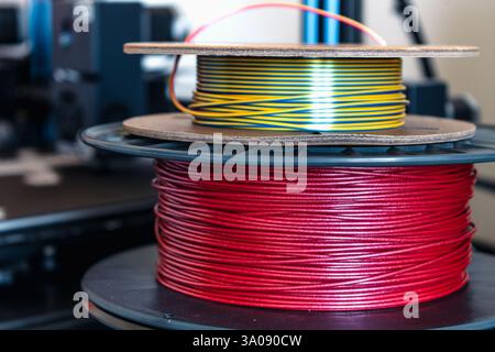 Spule mit pla-Filament zum Drucken von 3D-Druckern Stockfoto