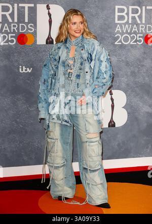 London, Großbritannien. März 2025. Ella Henderson nimmt an den BRIT Awards 2025 in der O2 Arena in London Teil. Quelle: SOPA Images Limited/Alamy Live News Stockfoto