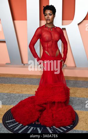 USA. März 2025. Teyana Taylor ging auf dem roten Teppich bei der Oscar Party 2025 der Vanity Fair im Wallis Annenberg Center for the Performing Arts in Beverly Hills, KALIFORNIEN, am 2. März 2025. (Foto: Anthony Behar/SIPA USA) Credit: SIPA USA/Alamy Live News Stockfoto