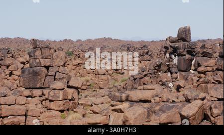 Felsformationen am Devils Playground Keetmanshoop Stockfoto