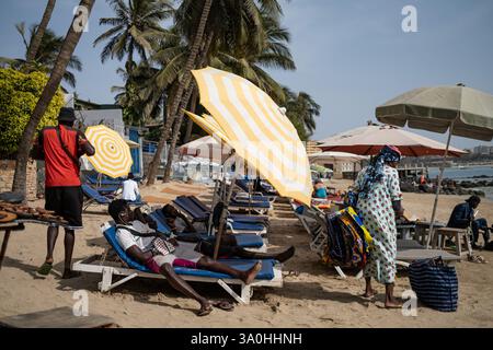 Dakar, Senegal. Februar 2025. Strand auf Ngor Island in Dakar, Senegal, 12. Februar 2025. - 12/02/2025 - Senegal/Dakar/Dakar - Nicolas Remene/Le Pictorium Credit: LE PICTORIUM/Alamy Live News Stockfoto