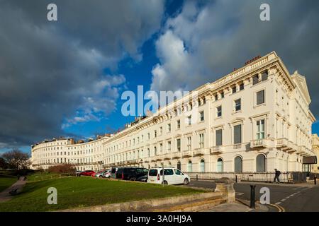 Adelaide Square an der Küste von Brighton und Hove, East Sussex, England. Stockfoto
