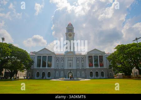Victoria Theatre and Memorial Hall ist ein Zentrum für darstellende Künste in Singapur im Civic District im Zentrum von Core, Central Area, Singapur. Stockfoto