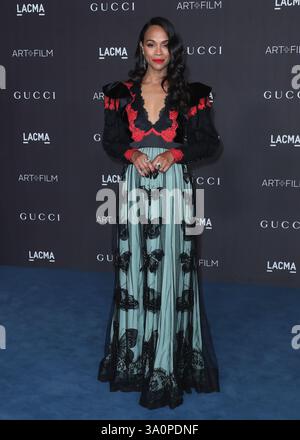 (DATEI) Zoe Saldana gewinnt den Oscar für die beste Schauspielerin in Einer Nebenrolle für „Emilia Perez“ bei den 97. Annual Academy Awards am Sonntag, den 2. März 2025. LOS ANGELES, KALIFORNIEN, USA – 2. NOVEMBER: Die US-amerikanische Schauspielerin Zoe Saldana, die Gucci trägt, kommt 2019 zur LACMA Art + Film Gala, die am 2. November 2019 im Los Angeles County Museum of Art stattfindet. (Foto: Xavier Collin/Image Press Agency) Stockfoto
