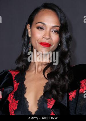 (DATEI) Zoe Saldana gewinnt den Oscar für die beste Schauspielerin in Einer Nebenrolle für „Emilia Perez“ bei den 97. Annual Academy Awards am Sonntag, den 2. März 2025. LOS ANGELES, KALIFORNIEN, USA – 2. NOVEMBER: Die US-amerikanische Schauspielerin Zoe Saldana, die Gucci trägt, kommt 2019 zur LACMA Art + Film Gala, die am 2. November 2019 im Los Angeles County Museum of Art stattfindet. (Foto: Xavier Collin/Image Press Agency) Stockfoto