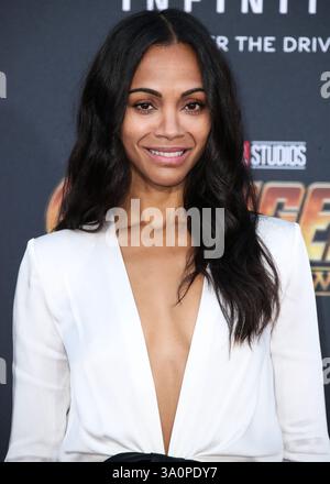 (DATEI) Zoe Saldana gewinnt den Oscar für die beste Schauspielerin in Einer Nebenrolle für „Emilia Perez“ bei den 97. Annual Academy Awards am Sonntag, den 2. März 2025. HOLLYWOOD, LOS ANGELES, KALIFORNIEN, USA - 23. APRIL: Die US-amerikanische Schauspielerin Zoe Saldana trägt Givenchy mit Jimmy Choo Schuhen und Jared Lehr Schmuck und kommt zur Weltpremiere von Disney und Marvels „Avengers: Infinity war“, die am 23. April 2018 im El Capitan Theatre, Dolby Theatre und TCL Chinese Theatre IMAX in Hollywood, Los Angeles, Kalifornien, USA stattfindet. (Foto: Xavier Collin/Image Press Agency) Stockfoto