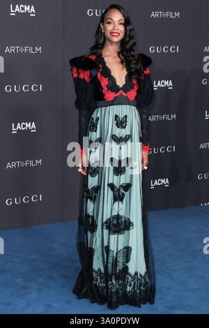 (DATEI) Zoe Saldana gewinnt den Oscar für die beste Schauspielerin in Einer Nebenrolle für „Emilia Perez“ bei den 97. Annual Academy Awards am Sonntag, den 2. März 2025. LOS ANGELES, KALIFORNIEN, USA – 2. NOVEMBER: Die US-amerikanische Schauspielerin Zoe Saldana, die Gucci trägt, kommt 2019 zur LACMA Art + Film Gala, die am 2. November 2019 im Los Angeles County Museum of Art stattfindet. (Foto: Xavier Collin/Image Press Agency) Stockfoto