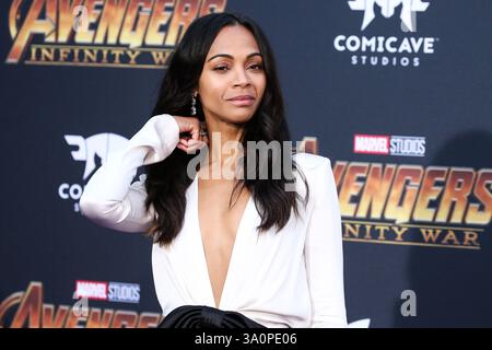 (DATEI) Zoe Saldana gewinnt den Oscar für die beste Schauspielerin in Einer Nebenrolle für „Emilia Perez“ bei den 97. Annual Academy Awards am Sonntag, den 2. März 2025. HOLLYWOOD, LOS ANGELES, KALIFORNIEN, USA - 23. APRIL: Die US-amerikanische Schauspielerin Zoe Saldana trägt Givenchy mit Jimmy Choo Schuhen und Jared Lehr Schmuck und kommt zur Weltpremiere von Disney und Marvels „Avengers: Infinity war“, die am 23. April 2018 im El Capitan Theatre, Dolby Theatre und TCL Chinese Theatre IMAX in Hollywood, Los Angeles, Kalifornien, USA stattfindet. (Foto: Xavier Collin/Image Press Agency) Stockfoto