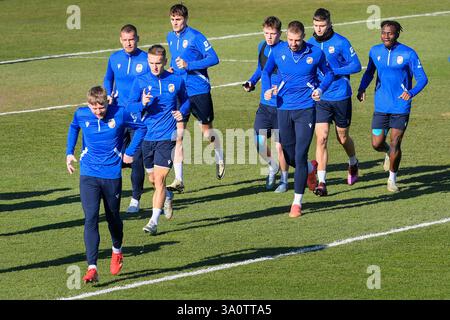 Pilsen, Tschechische Republik. März 2025. Viktoria Plzen Spielertraining vor der UEFA Europa League, Halbfinale Eröffnungsspiel: FC Viktoria Plzen gegen Latium, in Pilsen, Tschechien, am 5. März 2025. Quelle: Miroslav Chaloupka/CTK Photo/Alamy Live News Stockfoto