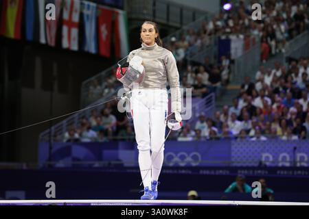29. Juli 2024 - Paris, Frankreich: Sara Balzer aus Frankreich im Halbfinale der Fechten Frauen-Sabre Einzelspiel am 3. Tag der Olympischen Spiele 2024 in Paris (Foto: Stockfoto