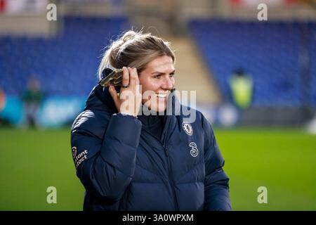 Kingston upon Thames, Großbritannien. März 2025. Kingsmeadow Stadium, England, 5. März 2025: Millie Bright trifft im Kingsmeadow Stadium in London im Barclay's Women's Super League-Spiel zwischen Chelsea Women und Leicester City Women ein. (Neil Holmes/SPP) Credit: SPP Sport Press Photo. /Alamy Live News Stockfoto