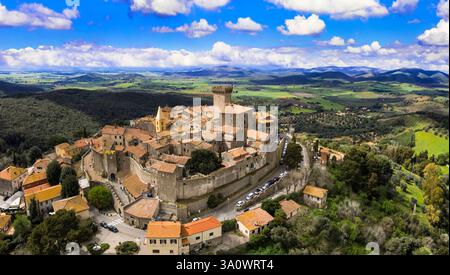 Italien Reisen und Sehenswürdigkeiten. Capalbio - charmantes kleines traditionelles Dorf auf dem Hügel (borgo) in der Toskana. Provinz Grosetto. Gilt als eines der meisten B Stockfoto