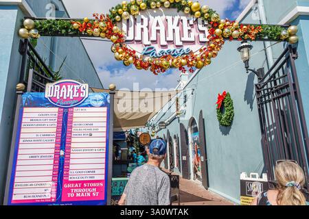 Charlotte Amalie, Saint St. Thomas, US Virgin Islands USVI, Drake's Passage, Einkaufspassage, Touristeneinkäufe, Einzelhandelsgeschäfte, Geschenkeläden, Juweliergeschäfte, Duty Stockfoto