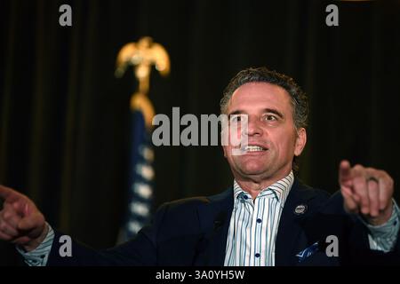 OVERLAND PARK, KANSAS, USA - 27. FEBRUAR 2025 Präsident des Senats von Kansas TY Masterson beim Kansas GOP Dinner „Celebrating the Golden Age“ Stockfoto