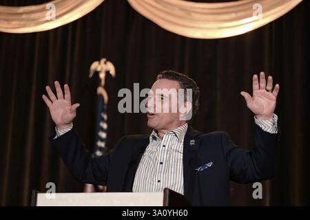 OVERLAND PARK, KANSAS, USA - 27. FEBRUAR 2025 Präsident des Senats von Kansas TY Masterson beim Kansas GOP Dinner „Celebrating the Golden Age“ Stockfoto