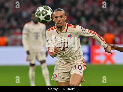 München, Deutschland. März 2025. Leroy Sané vom FC Bayern München. Quelle: Peter Kneffel/dpa/Alamy Live News Stockfoto