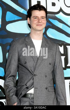 Nicholas Heffelfinger at Arrivals for THE RIGHTEOUS EDELSTEINE Final Season Premiere, Paramount Theater, Los Angeles, CA, 05. März, 2025. Foto: Priscilla Grant/Everett Collection Stockfoto