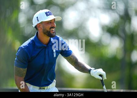 Bangkok, Thailand. März 2025. Theo Walcott sah Action während seines Singles-Spiels am zweiten Tag des Reignwood Icons of Football Turniers in Bangkok im Robinswood Golf Club. Quelle: SOPA Images Limited/Alamy Live News Stockfoto