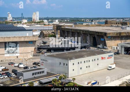 Frankreich, Morbihan, Lorient, Lorient La Base, ehemalige U-Boot-Basis, die von den Deutschen während des Zweiten Weltkriegs gebaut wurde, U-Boot Flore S645, das von 1964 bis 1989 in Betrieb war, und sein Museum Stockfoto