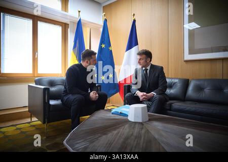 Der Präsident der Ukraine Wolodymyr Zelenskyj traf sich am 06. März 2025 mit dem französischen Präsidenten Emmanuel Macron in Belgien.***nur redaktionelle Verwendung!*** CAP/PLF Präsidialbüro der Ukraine über Credit: Capital Pictures/Alamy Live News Stockfoto